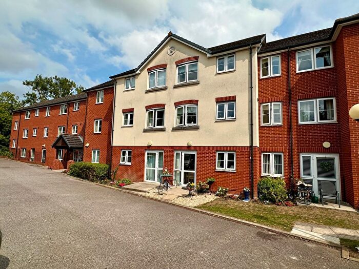 1 Bedroom Property For Sale In Southend Road, Southwood Court Southend Road, CM11