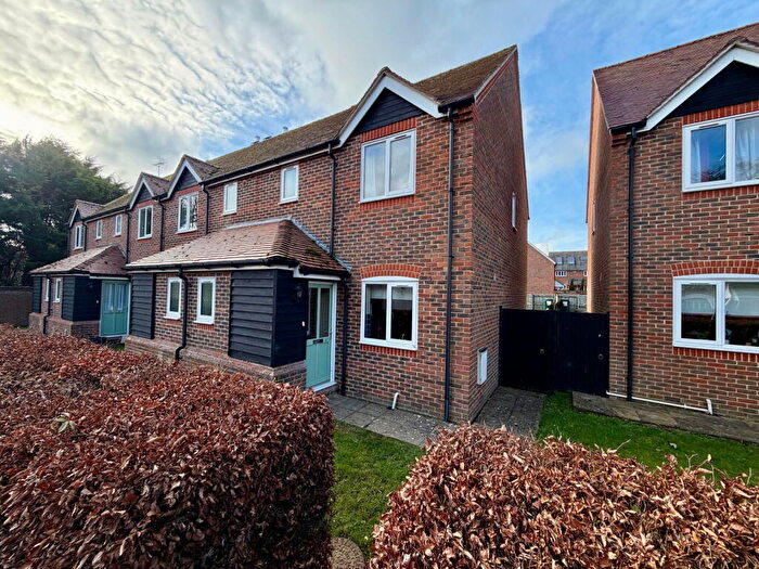 3 Bedroom Semi-Detached House To Rent In Abingdon Road, East Ilsley, Newbury, RG20