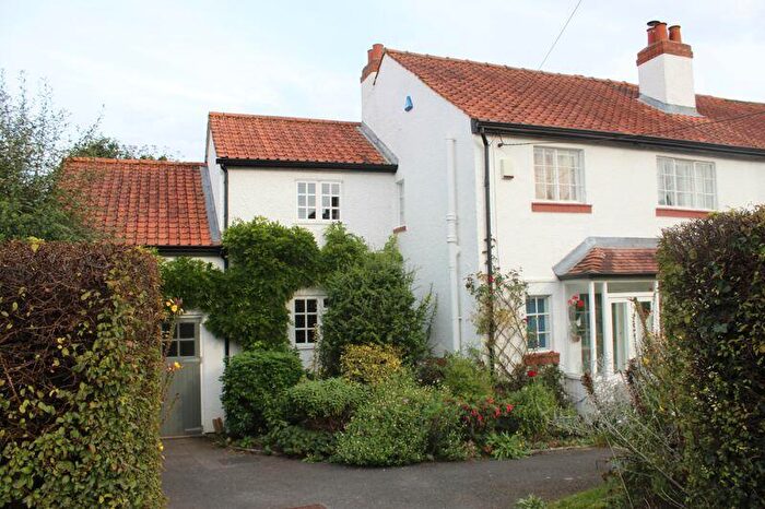 4 Bedroom Semi-Detached House To Rent In Family Home Full Of Charactor And Charm, OX1