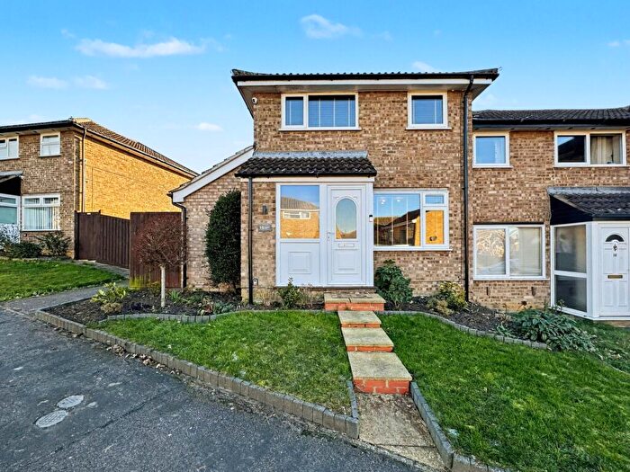 3 Bedroom End Of Terrace House For Sale In Lavenham Way, Stowmarket, IP14