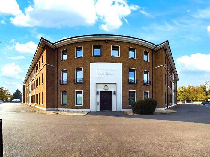 2 Bedroom Apartment For Sale In The Post House, Barnwood, GL4