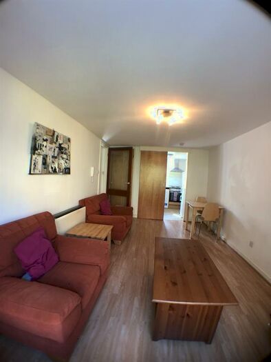 2 Bedroom Flat To Rent In The Mews, City Centre, Newcastle Upon Tyne, NE1
