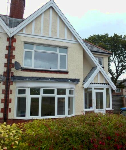 3 Bedroom Semi-Detached House To Rent In Chessel Crescent, Southampton, SO19