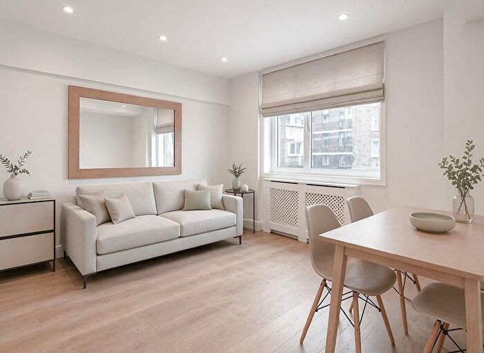 1 Bedroom Flat To Rent In Chiltern Street, Marylebone, London, W1U