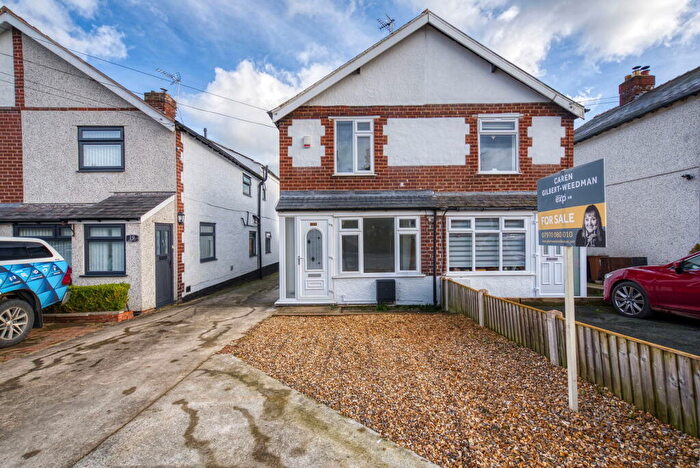 2 Bedroom Semi Detached House For Sale In Vounog Hill, Penyffordd, Chester, Flintshire, CH4