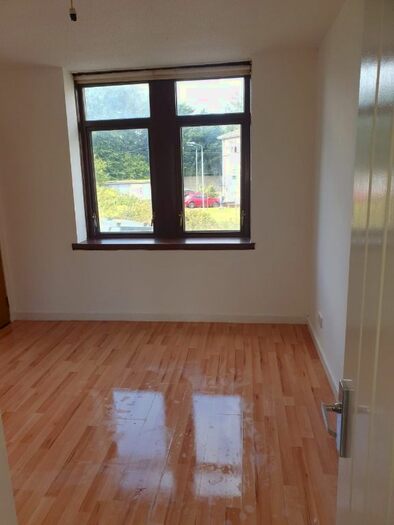 2 Bedroom Flat To Rent In Thornhill, Johnstone, Renfrewshire, PA5