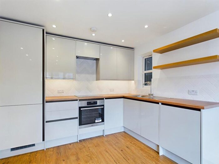 2 Bedroom Flat To Rent In Penny Mews, London, SW12