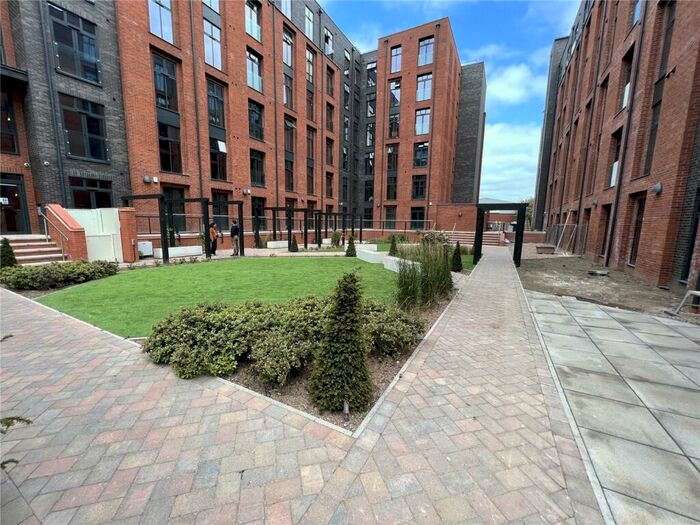 2 Bedroom Flat To Rent In The Wharf, Waterside Village, Falcon Street, Loughborough, Leicestershire, LE11