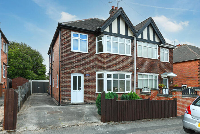 3 Bedroom Semi-Detached House To Rent In Lortas Road, Basford, Nottingham, NG5