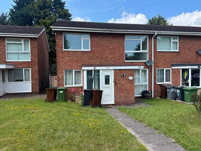 2 Bedroom Flat To Rent In Rowood Drive, Solihull, B92
