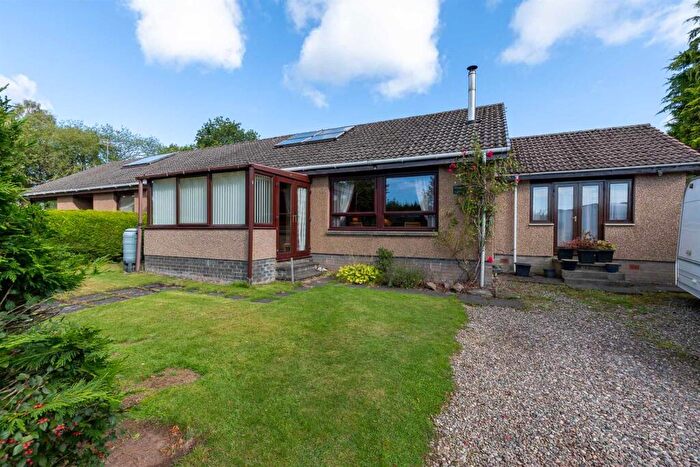 3 Bedroom Semi-Detached Bungalow For Sale In Ardargie, Forgandenny, Perth, PH2
