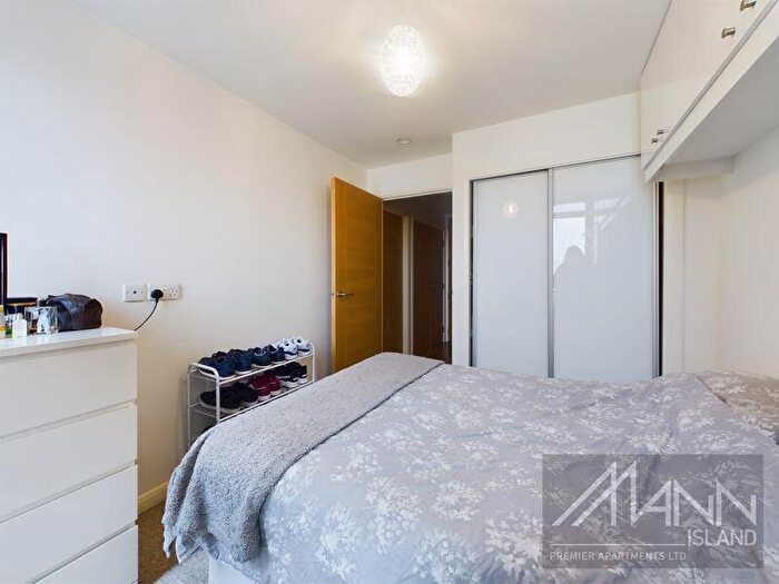 1 Bedroom Flat For Sale In Mann Island, Liverpool, L3