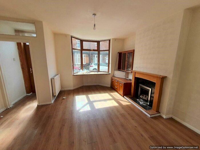 4 Bedroom Terraced House To Rent In Samuel St, Crewe, CW1