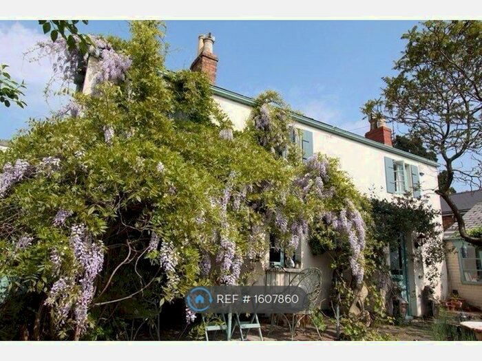 2 Bedroom Detached House To Rent In Pitville, Cheltenham, GL50