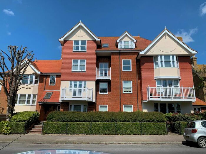 2 Bedroom Flat To Rent In Westgate Bay Avenue, Westgate-On-Sea, CT8
