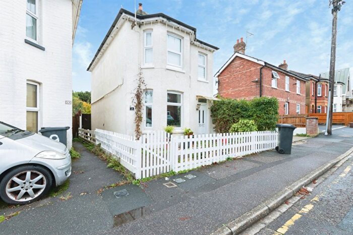 1 Bedroom Flat For Sale In Luther Road, Bournemouth, BH9