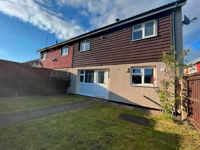 3 Bedroom Property To Rent In Hawke Close, Rawmarsh, Rotherham, S62