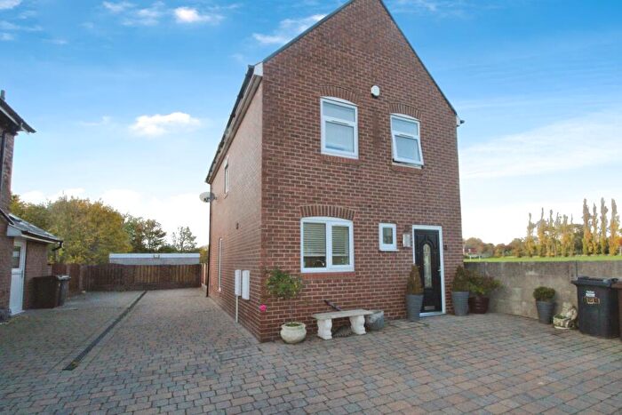 3 Bedroom Detached House For Sale In Foxglove Road, Sheffield, S5