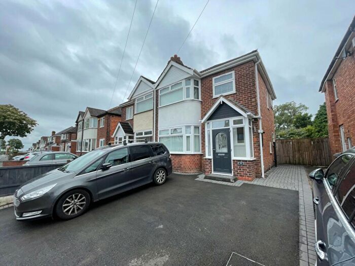 4 Bedroom Semi-Detached House To Rent In George Frederick Road, Sutton Coldfield, B73