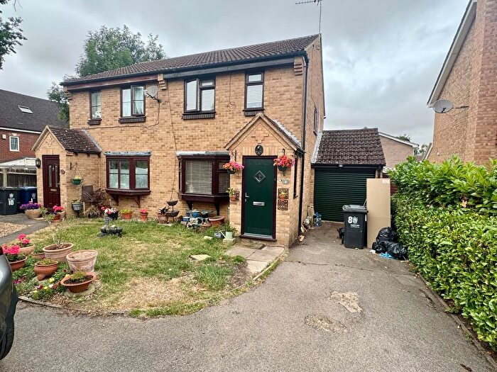 3 Bedroom Semi-Detached House For Sale In Muriel Close, Papworth Everard, Cambridgeshire, CB23