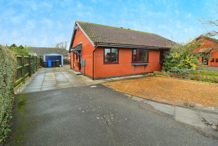 2 Bedroom Semi-Detached Bungalow For Sale In King Johns Road, Swineshead, Boston, PE20
