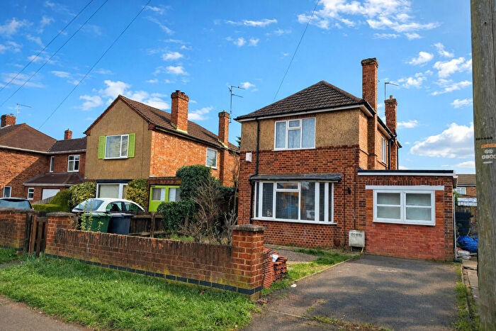 4 Bedroom Detached House For Sale In Welland Road, Dogsthorpe, Peterborough, PE1