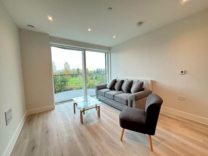 2 Bedroom Flat To Rent In Bufton House, Astell Road, London, , [Ref: Bp], SE3