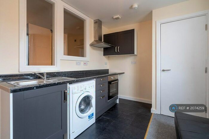 1 Bedroom Flat To Rent In Cheapside Chambers, Bradford, BD1