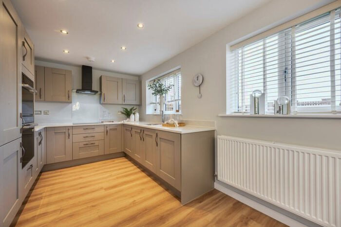 4 Bedroom Detached House For Sale In Tibshelf Road, Holmewood, Chesterfield, S42