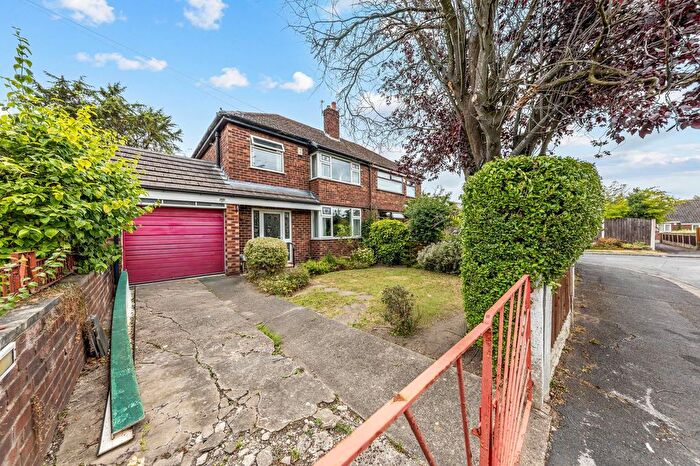 3 Bedroom Semi-Detached House For Sale In Ronald Drive, Fearnhead, WA2