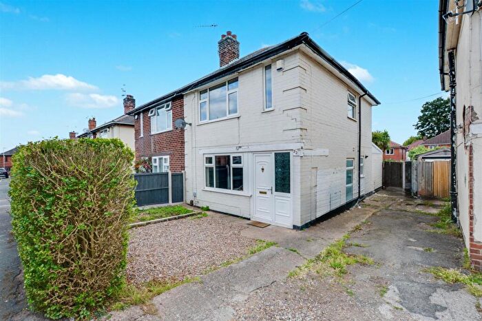 3 Bedroom Semi-Detached House For Sale In Harris Road, Chilwell, NG9