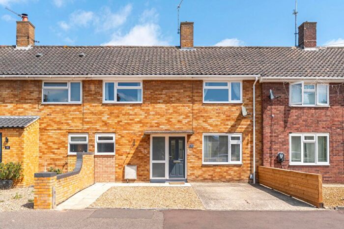 3 Bedroom Terraced House For Sale In Hooker Road, Heartsease, NR7