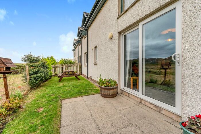 2 Bedroom Flat For Sale In Sydneys Way, Poolewe, Achnasheen, Highland, IV22