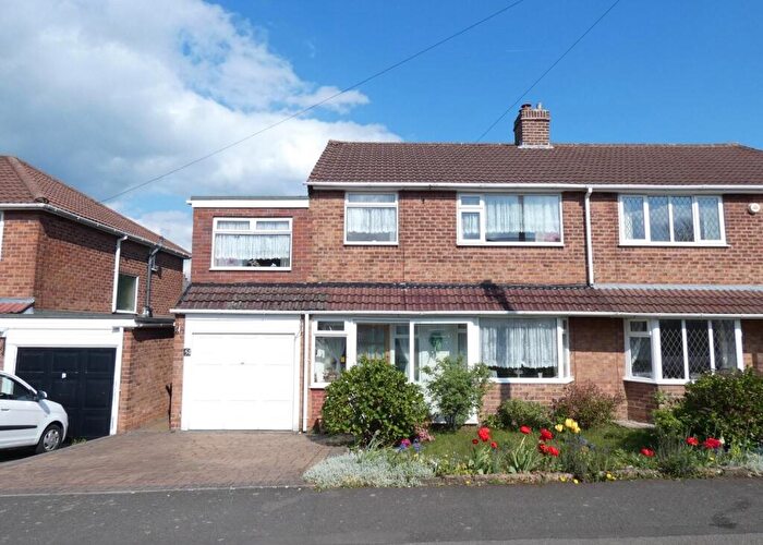 4 Bedroom Semi Detached House For Sale In Hazelwood Road, Streetly, Sutton Coldfield, B74