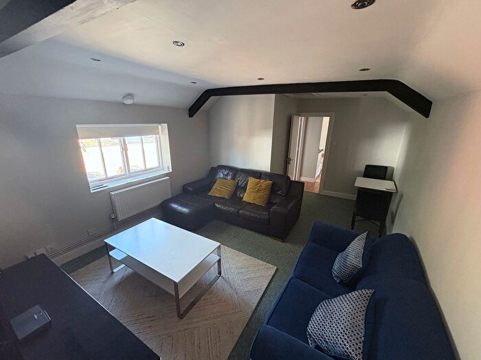 1 Bedroom Flat To Rent In Joiner Lane, Swindon, SN1