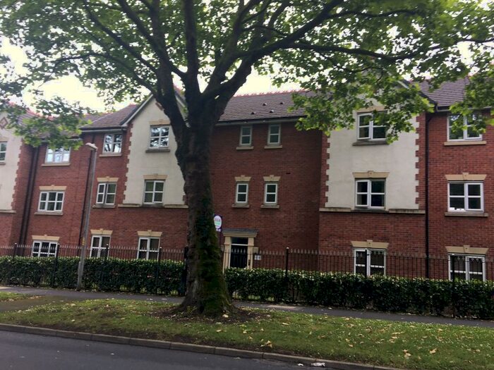 2 Bedroom Apartment To Rent In Greenwood Road, Manchester, M22