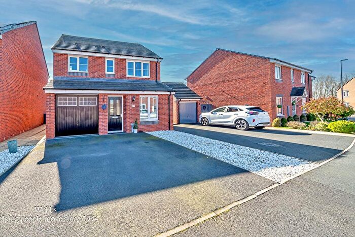 3 Bedroom Detached House For Sale In O'connor Avenue, Hednesford, Cannock, WS12