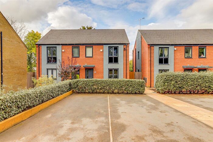 3 Bedroom Semi Detached House For Sale In Bestwood Road, Bestwood Park, Nottinghamshire, NG6
