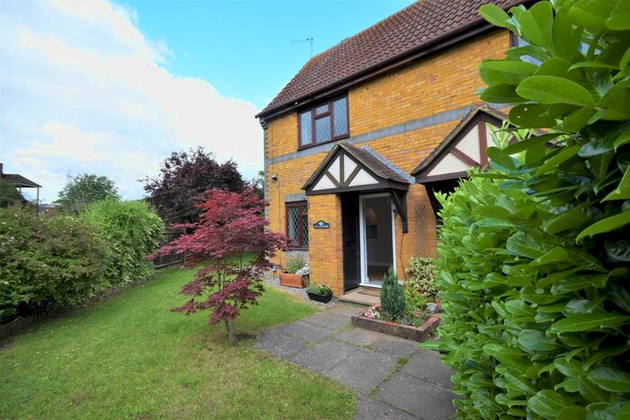 1 Bedroom Semi Detached House To Rent In Churchfields, Guildford, GU4