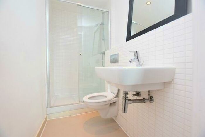 2 Bedroom Apartment To Rent In City Point, Sheffield, S1