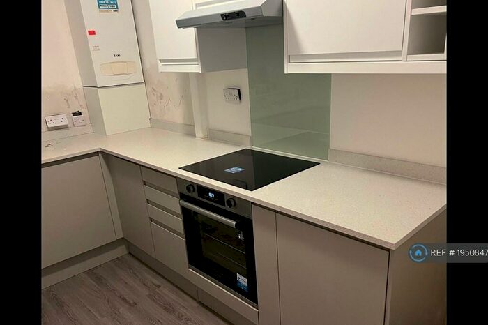 2 Bedroom Flat To Rent In Highbury, London, N5