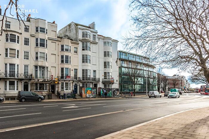 Studio For Sale In Pavilion Parade, Brighton, BN2