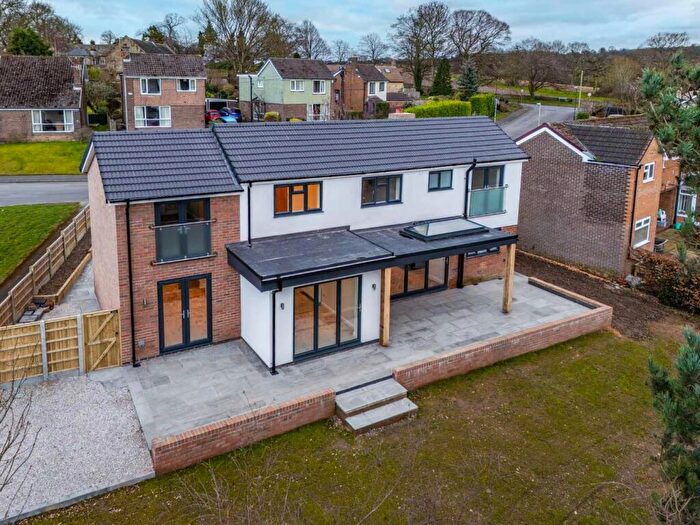 5 Bedroom Detached House For Sale In Park Hall Avenue, Walton, Chesterfield, S42