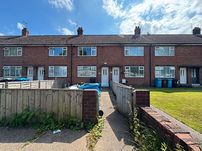 2 Bedroom Terraced House To Rent In Sutton Road, Hull, East Yorkshire, HU6