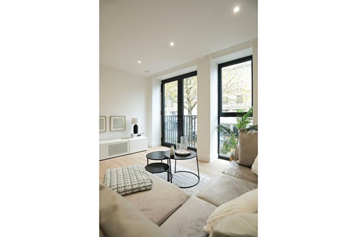 1 Bedroom Flat To Rent In St. Georges Centre, Canterbury, CT1