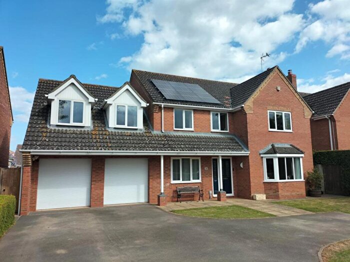 6 Bedroom Detached House For Sale In Fengate, Moulton Chapel, Spalding, PE12