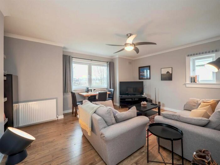 2 Bedroom Flat To Rent In Forrester Park Avenue, Edinburgh, EH12