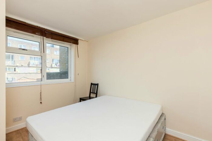3 Bedroom Flat To Rent In Perryn Road, London, SE16