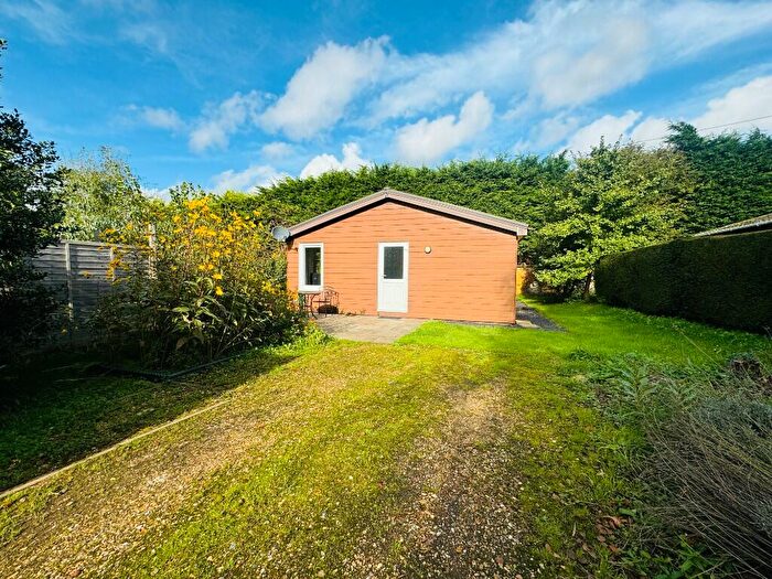 2 Bedroom Bungalow To Rent In Hensting Lane, Owslebury, Winchester, SO21
