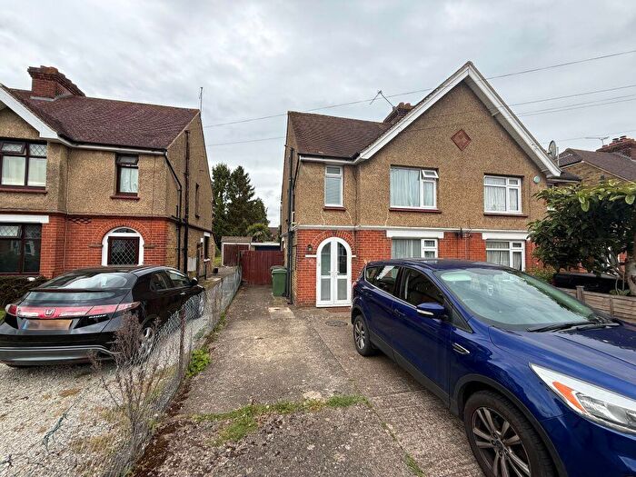 3 Bedroom Semi Detached House For Sale In Plains Avenue, Maidstone, ME15